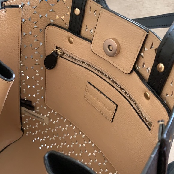 Ann Taylor Shoulder Bag - Picture 7 of 7